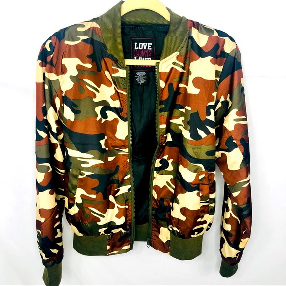 Women’s Camouflage Print Fashion Baseball Jacket - Picture 2 of 4